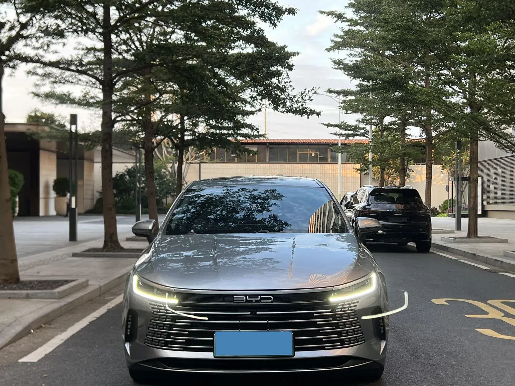 2022 BYD DESTROYER thumbnail 2