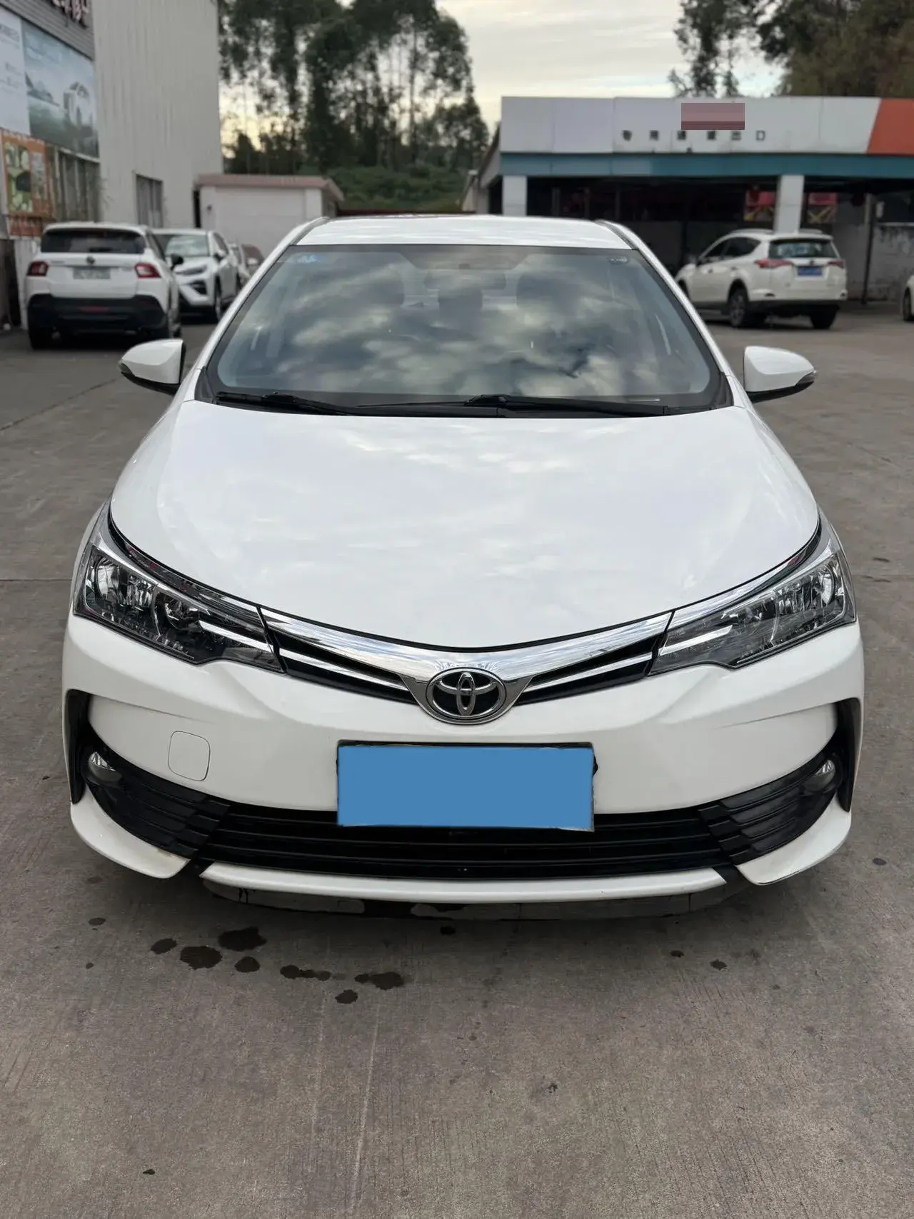 2018 TOYOTA COROLLA thumbnail 2