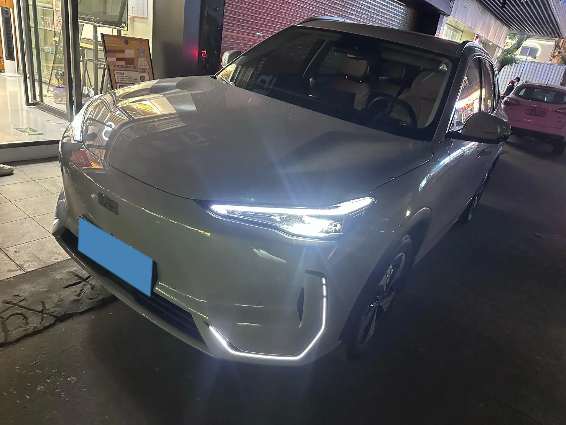 2024 GEELY GALAXY view 1