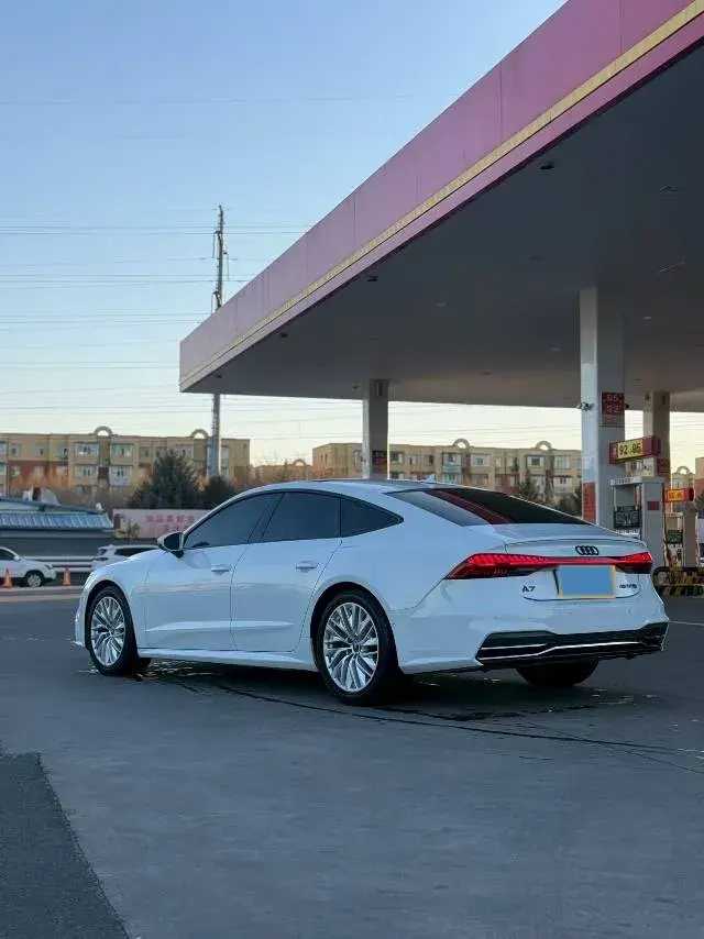 2021 AUDI A7 thumbnail 3