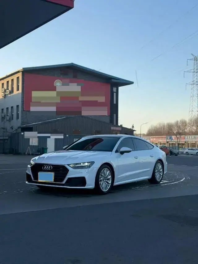 2021 AUDI A7 view 1