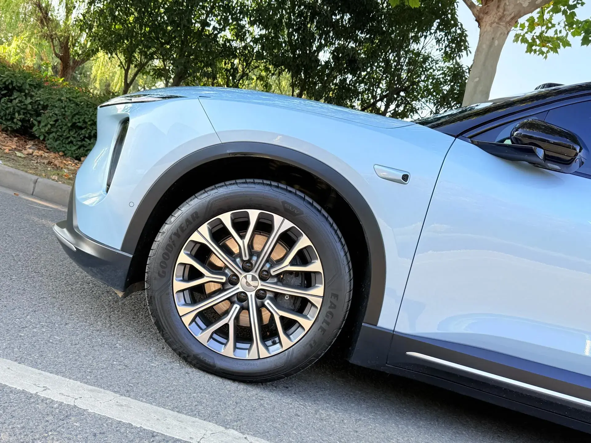 2023 NIO ES6 thumbnail 4