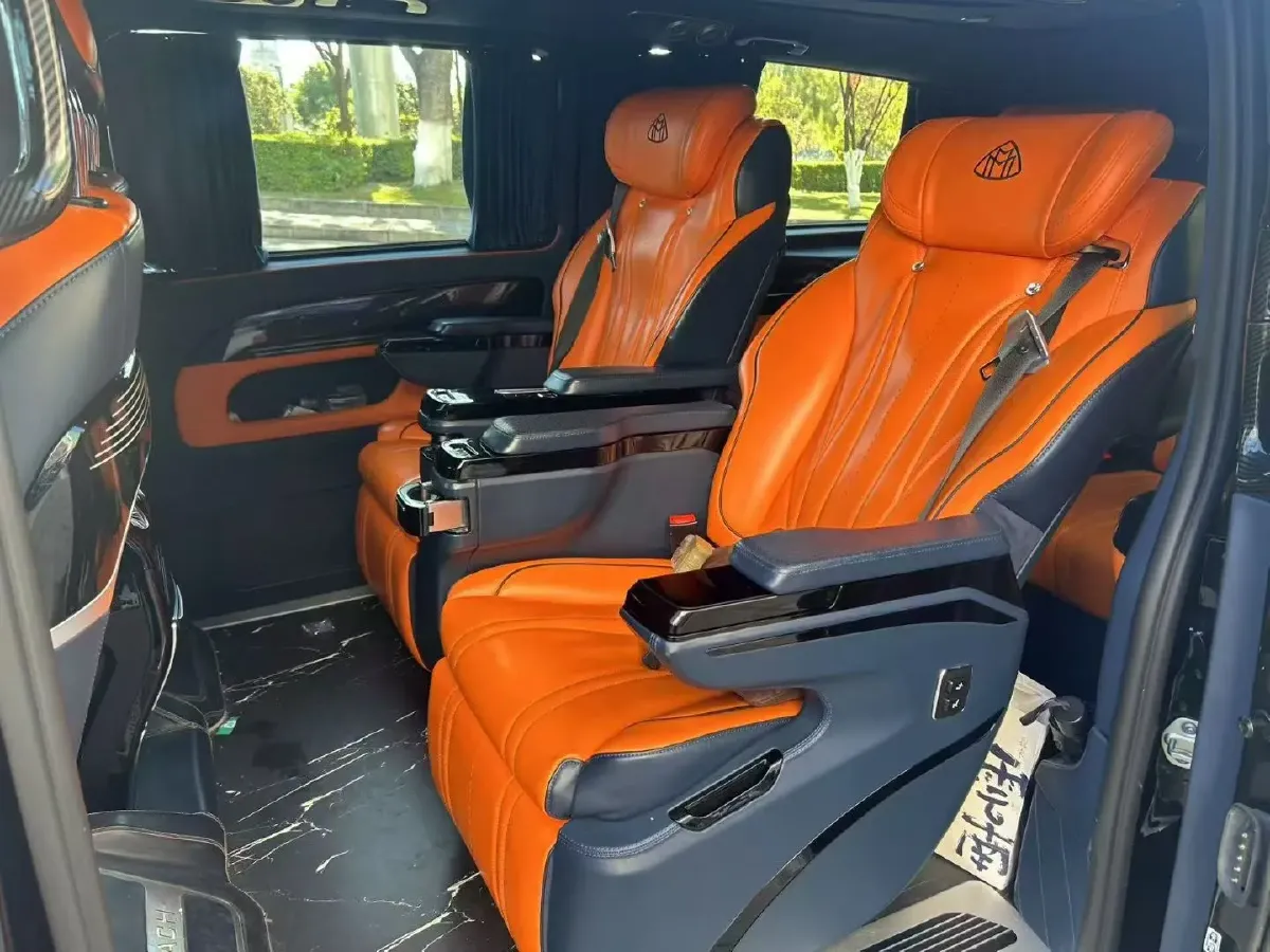 2021 Mercedes-Benz Vito 2.0T 211HP L4 9AT,autocango,china used car exporter,china ev exporter,chinese used car exporter,chinese used ev exporter