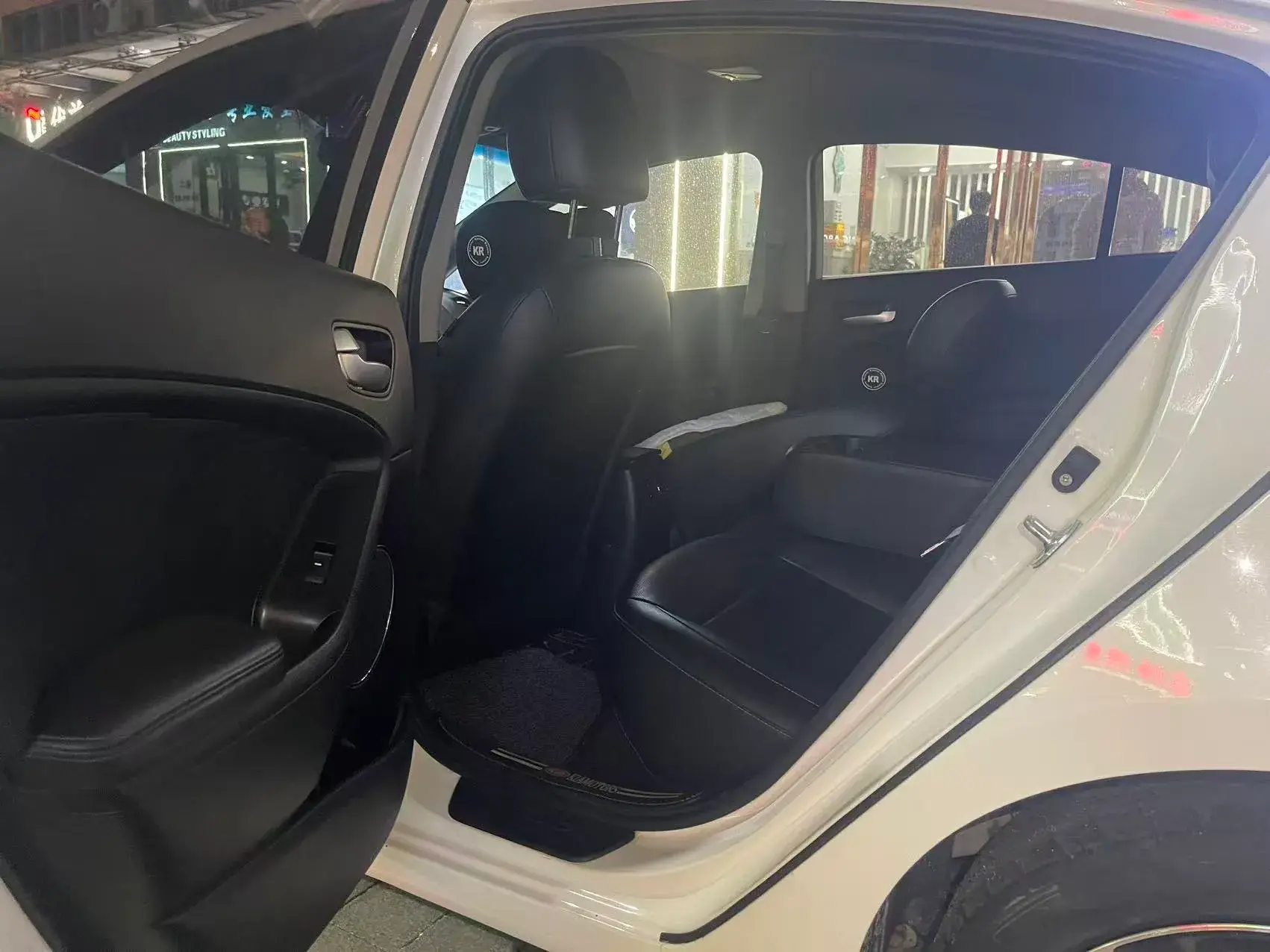 2017 KIA K3 thumbnail 4