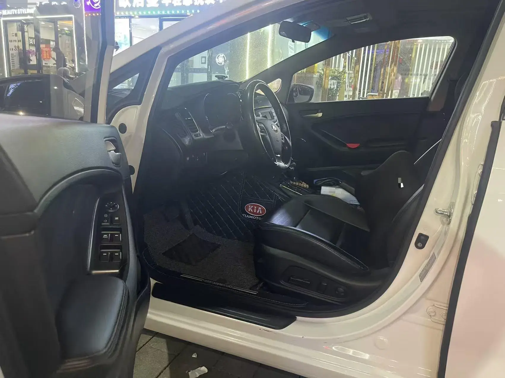 2017 KIA K3 thumbnail 3