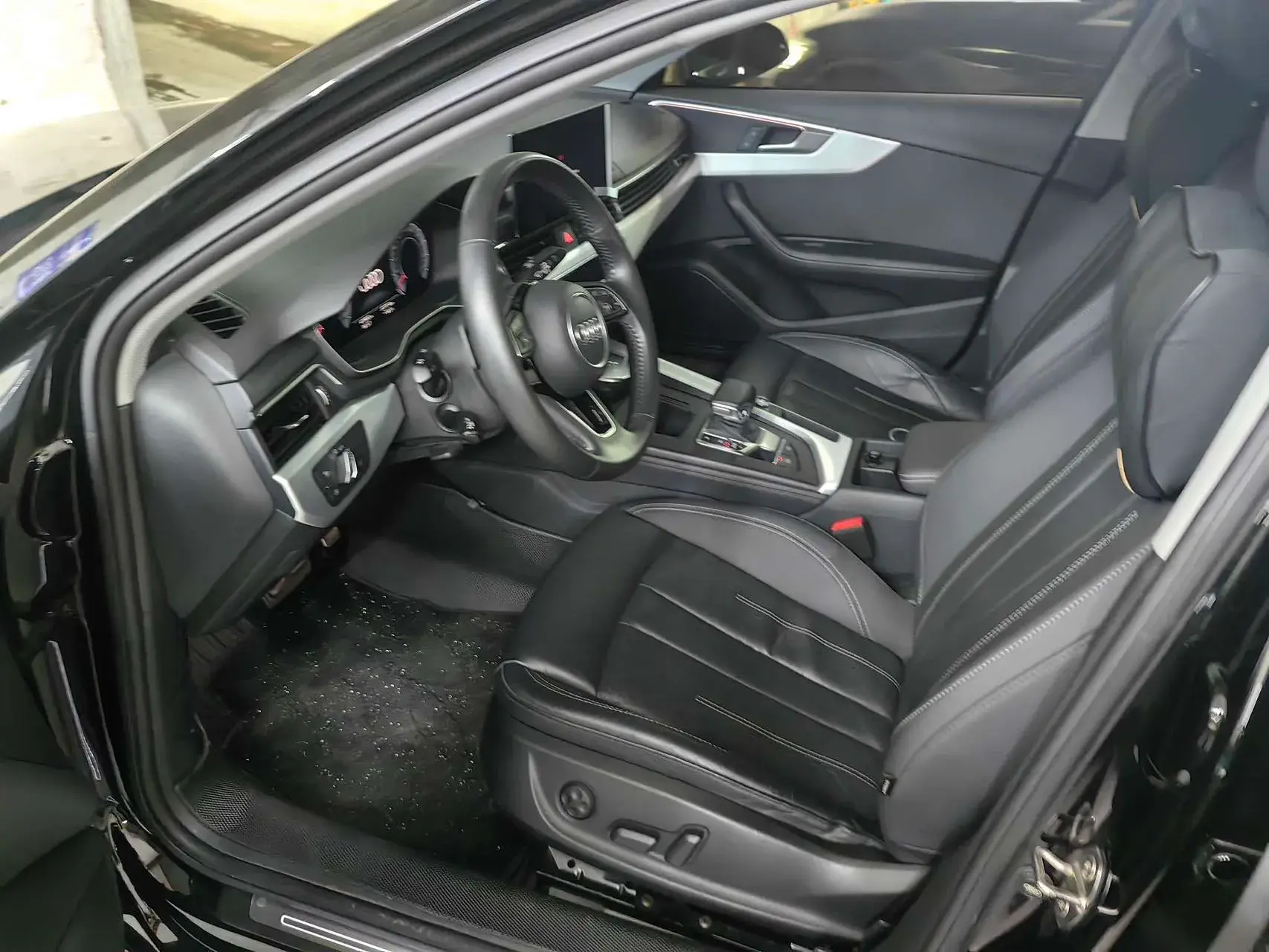 2020 AUDI A4L thumbnail 2