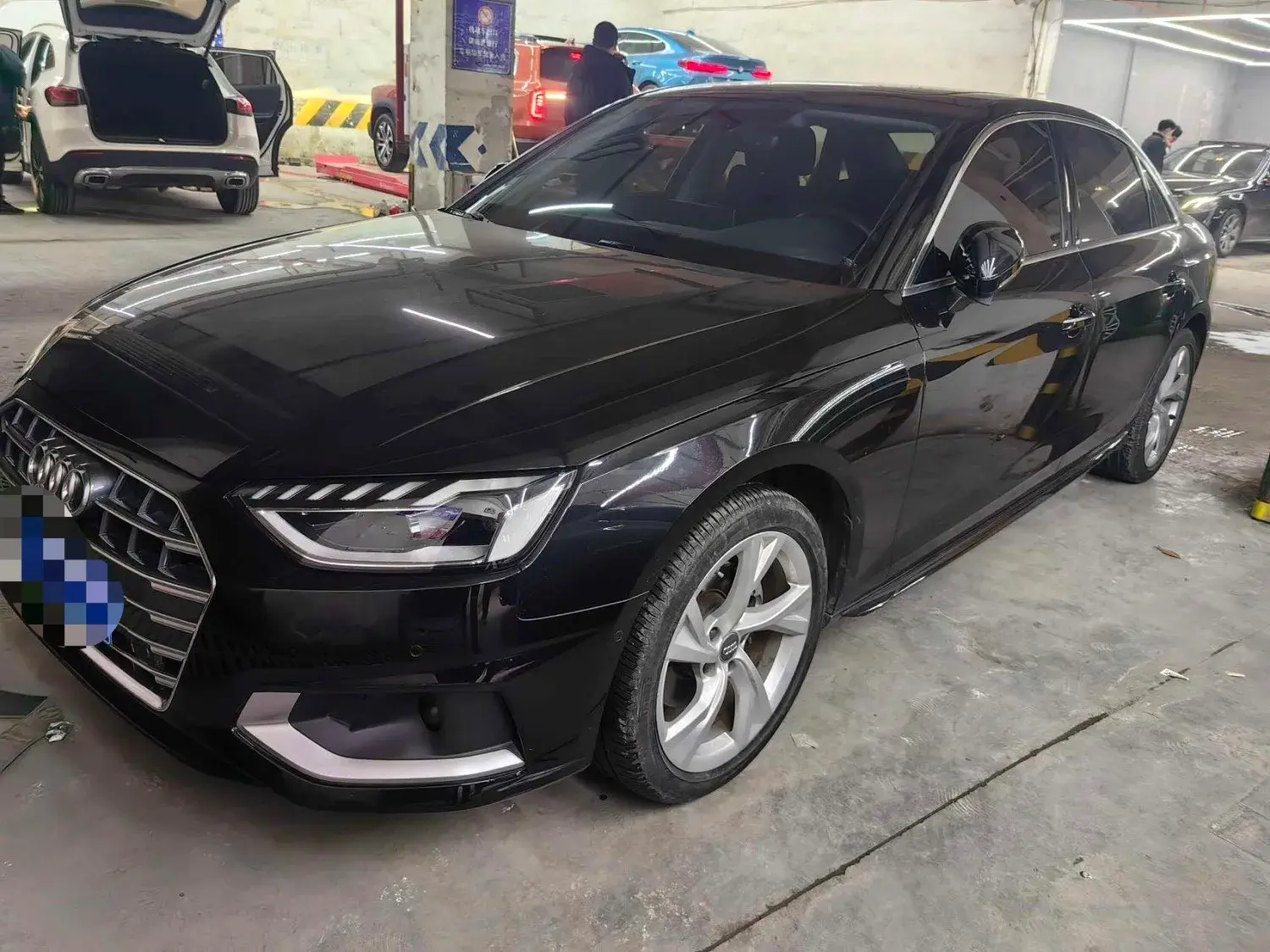 2020 AUDI A4L view 1