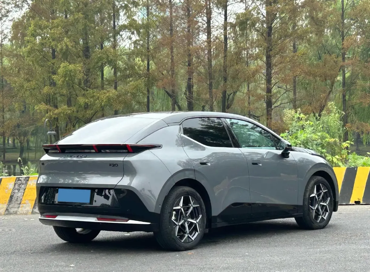 2025 LYNK&CO Z20 BEV 61.47KWH,autocango,china used car exporter,china ev exporter,chinese used car exporter,chinese used ev exporter