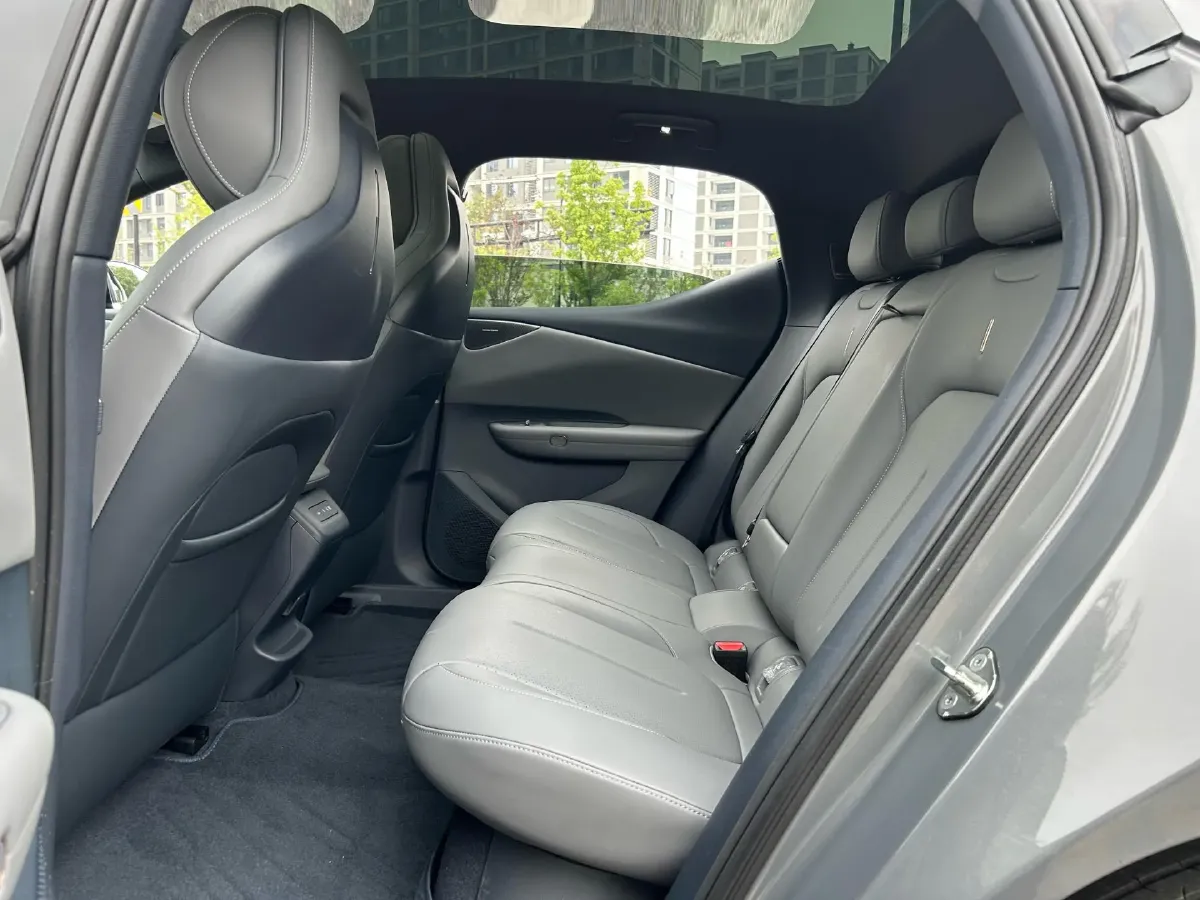 2025 LYNK&CO Z20 BEV 61.47KWH,autocango,china used car exporter,china ev exporter,chinese used car exporter,chinese used ev exporter