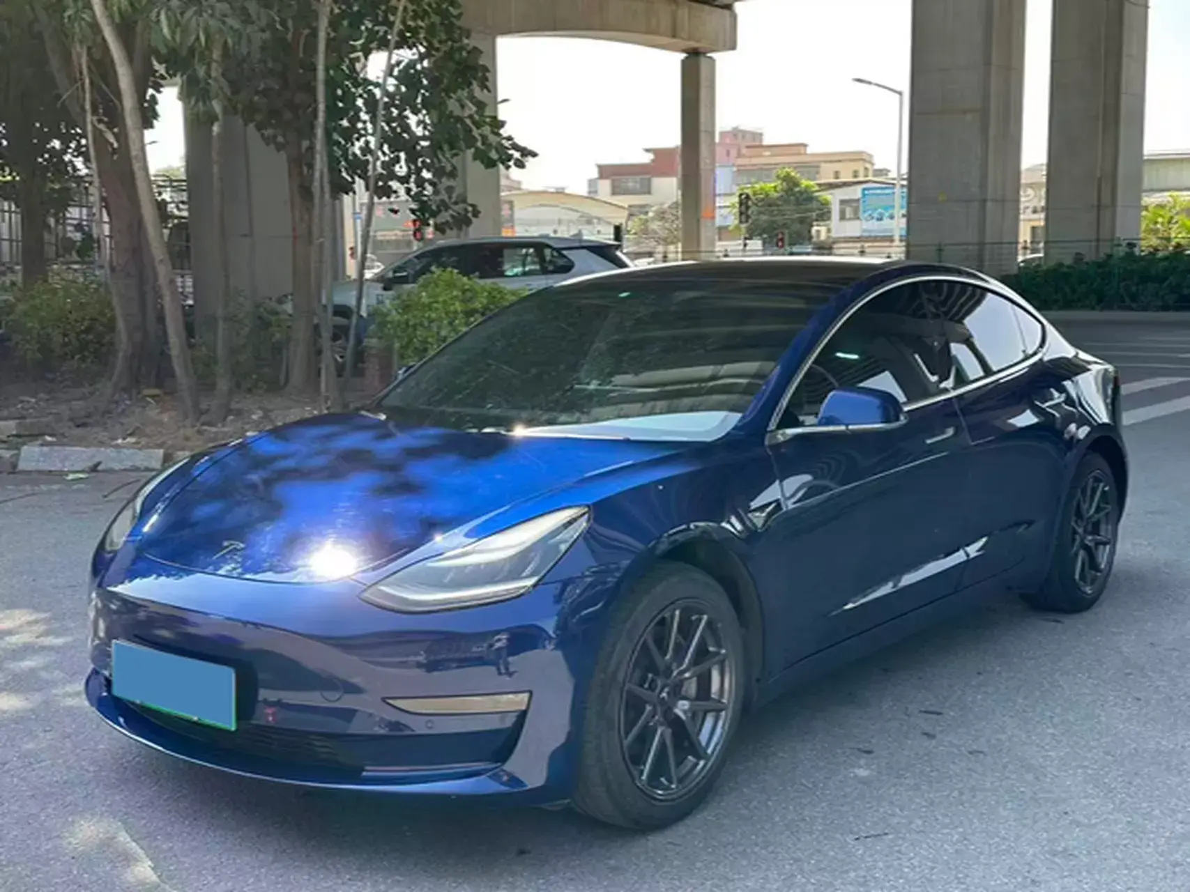 2019 TESLA MODEL view 1