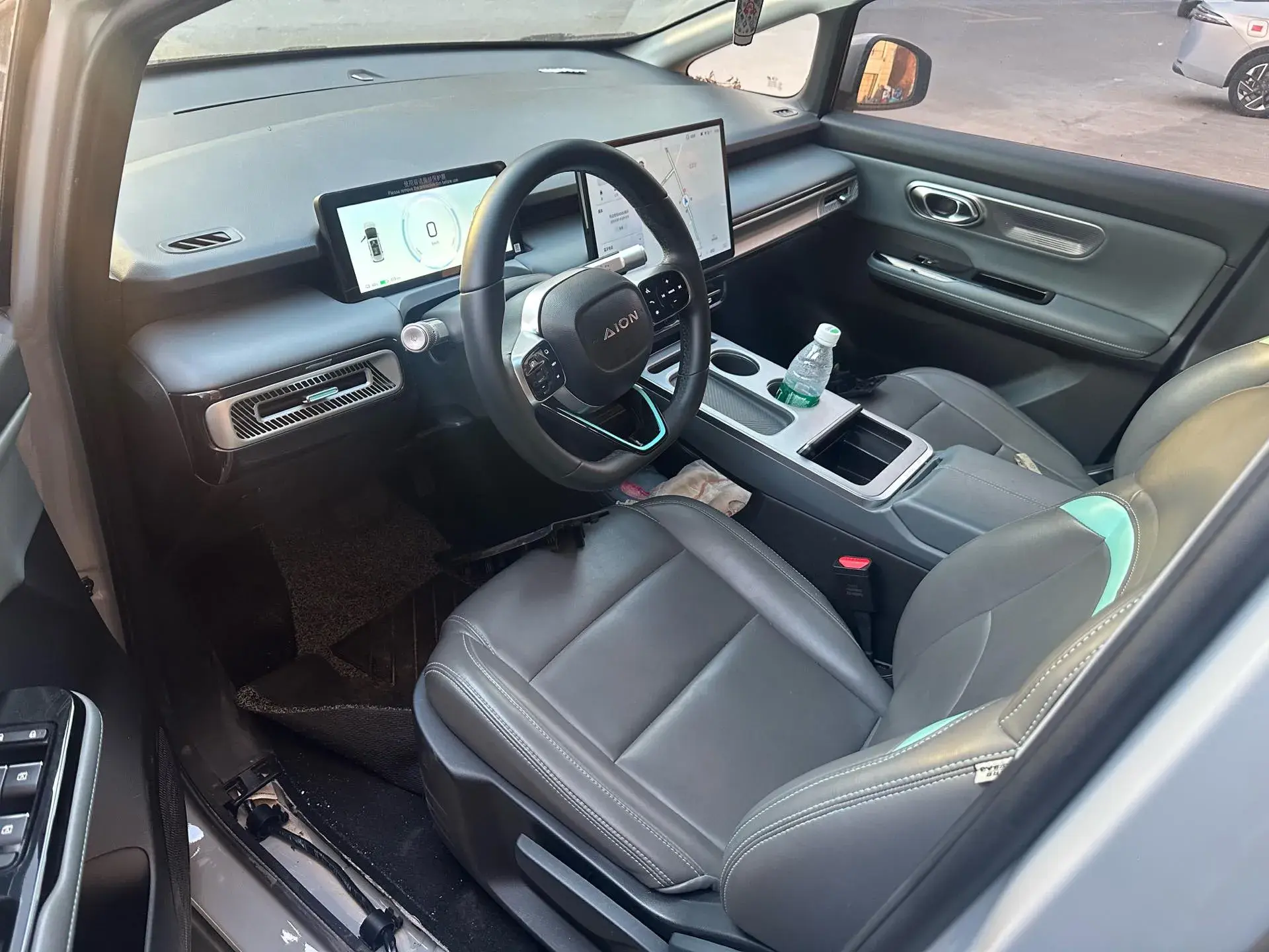 2023 AION Y thumbnail 2