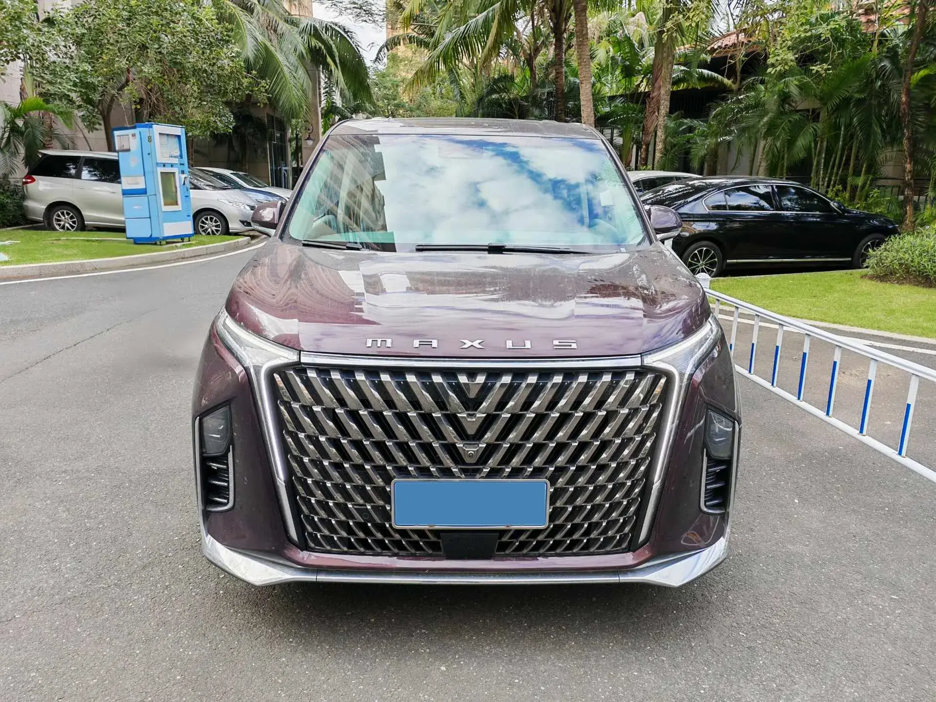 2023 MAXUS G90 thumbnail 4