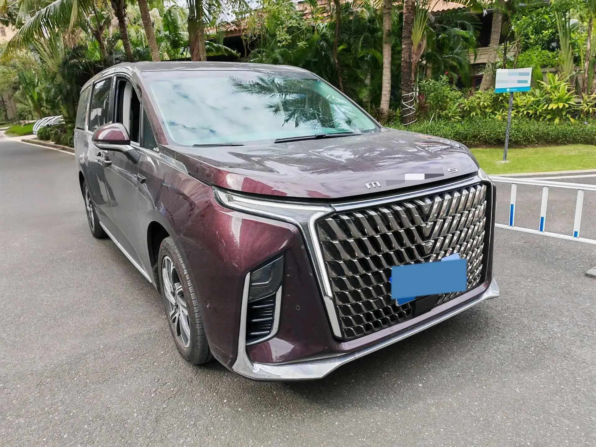 2023 MAXUS G90 thumbnail 2