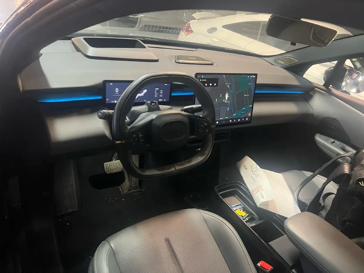 2025 LYNK&CO Z20 BEV 61.47KWH,autocango,china used car exporter,china ev exporter,chinese used car exporter,chinese used ev exporter