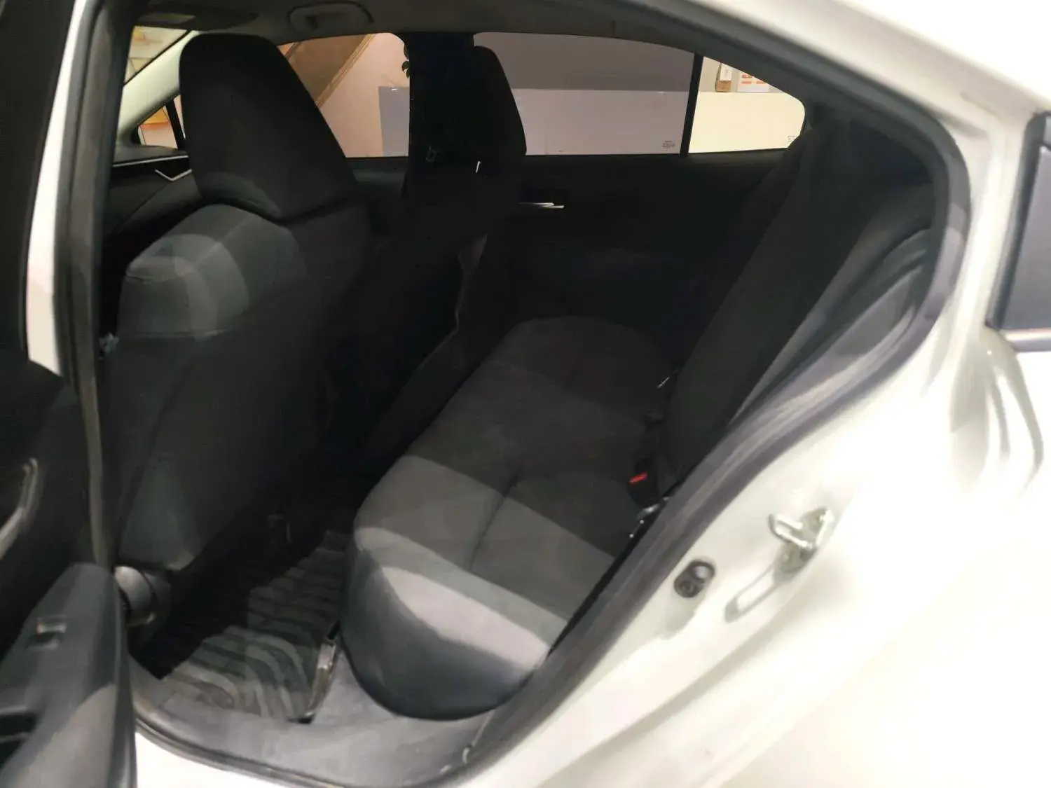 2021 TOYOTA COROLLA thumbnail 3