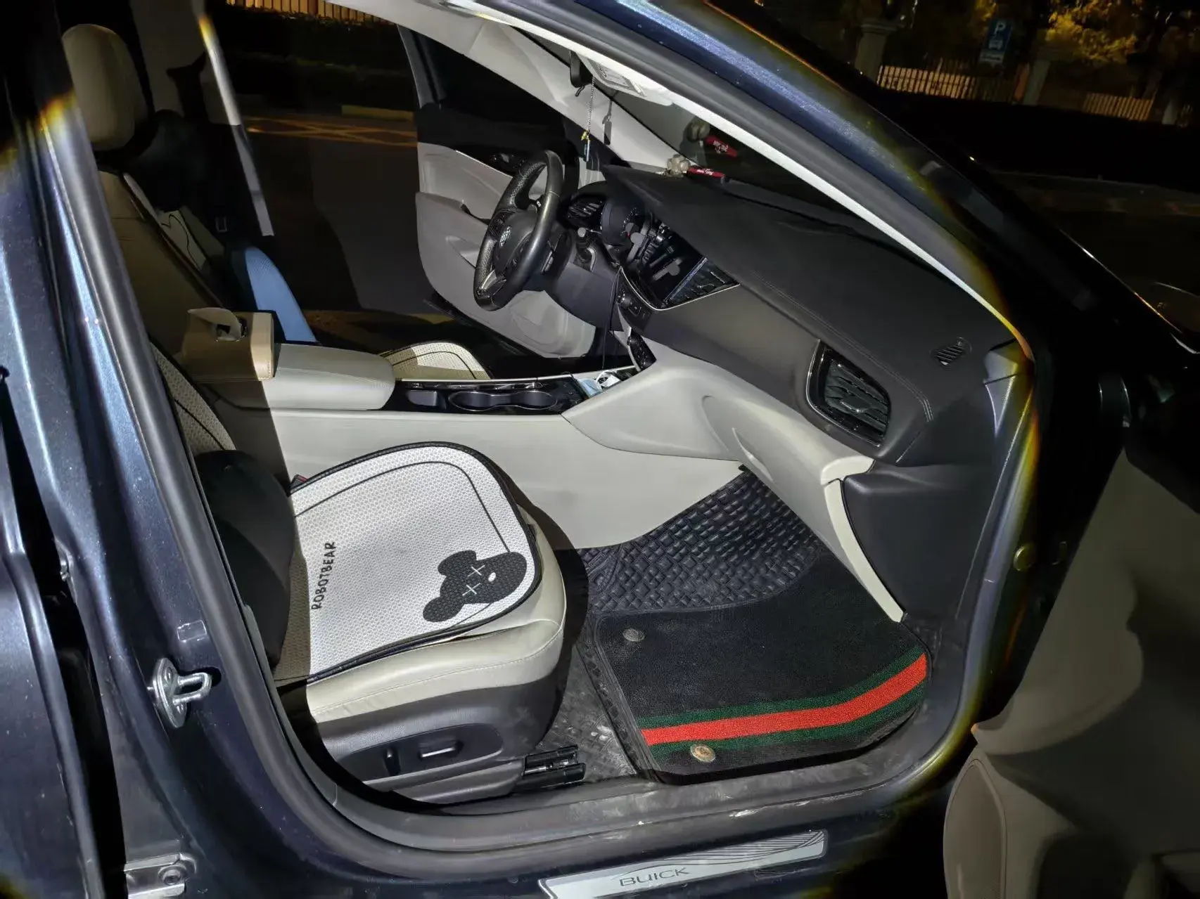 2020 BUICK REGAL thumbnail 4