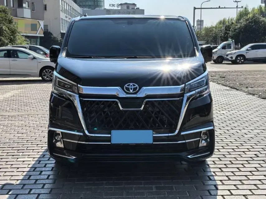 2019 GOLDEN DRAGON thumbnail 2