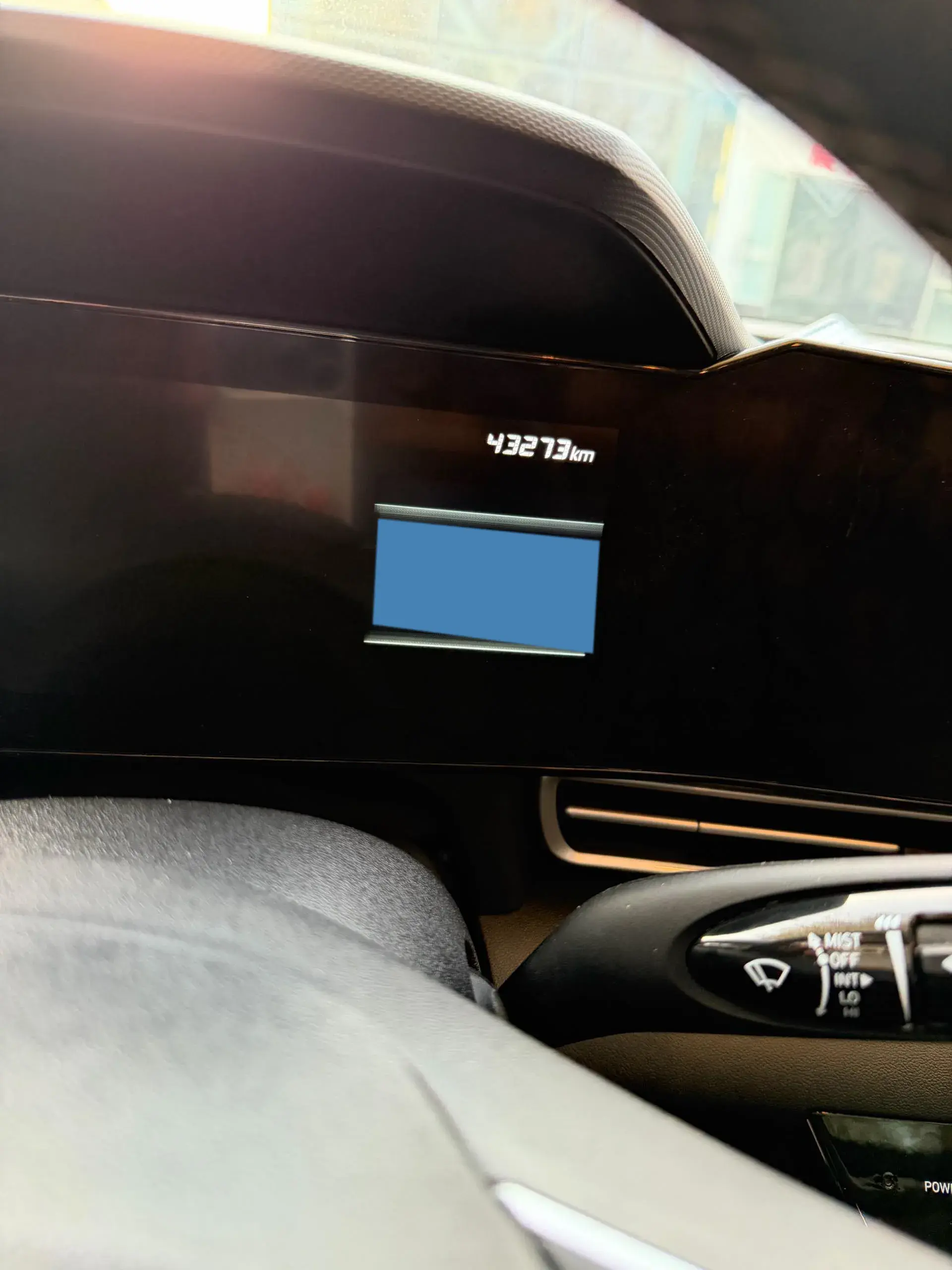 2021 HYUNDAI ELANTRA thumbnail 3