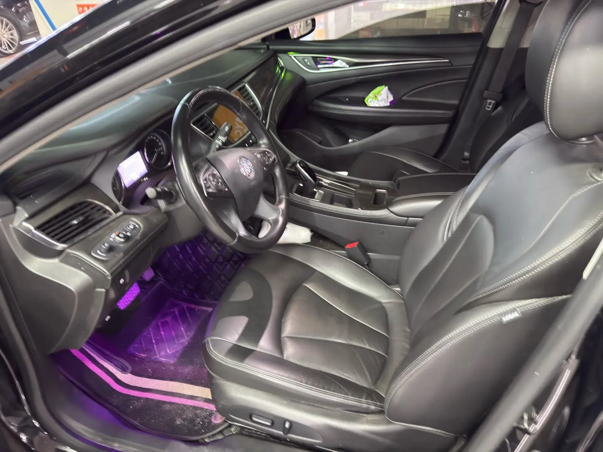 2021 BUICK LARCOSSE thumbnail 2