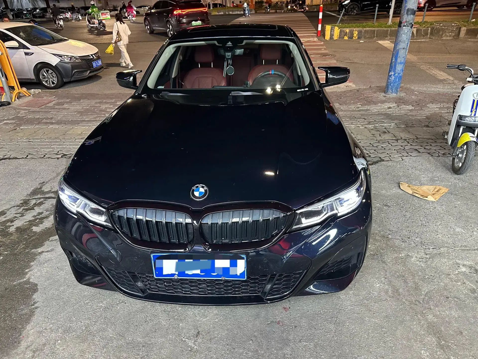2022 BMW 3 thumbnail 2