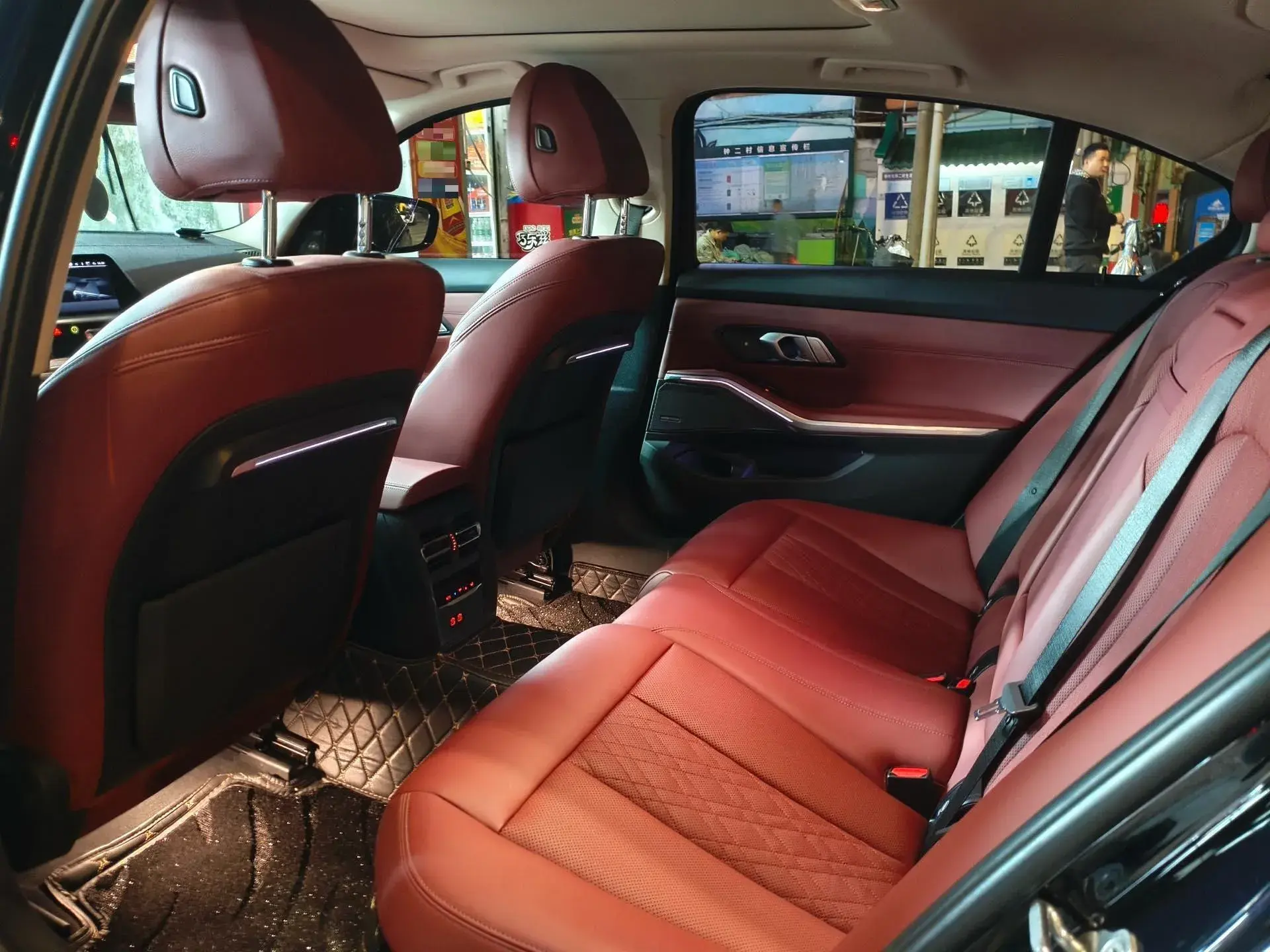 2022 BMW 3 thumbnail 4