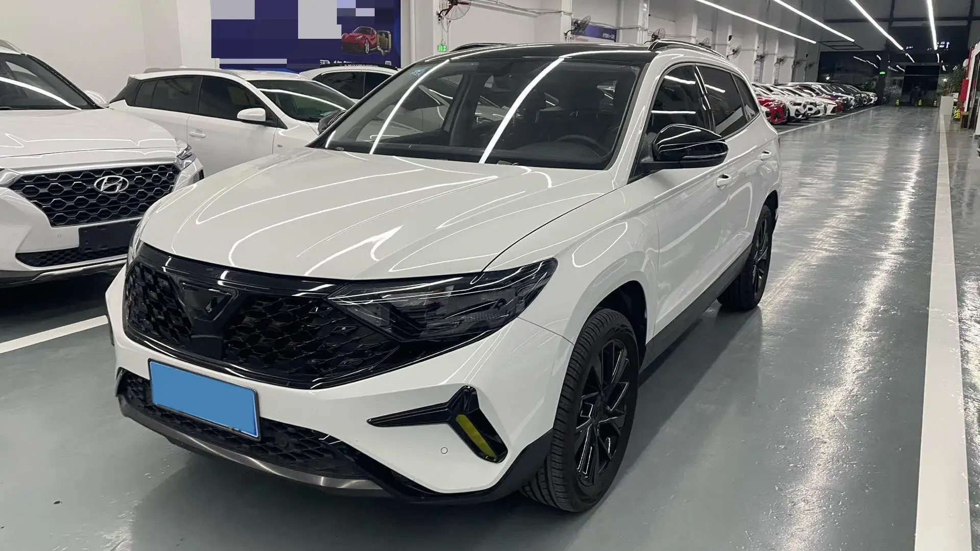 2022 JETTA VS7 view 1