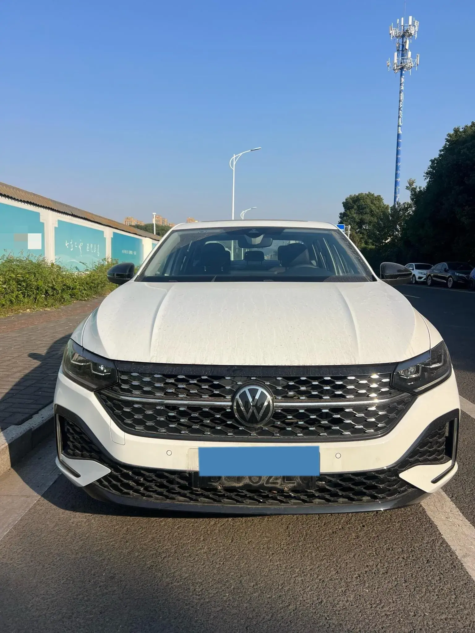 2024 VOLKSWAGEN LAVIDA thumbnail 2