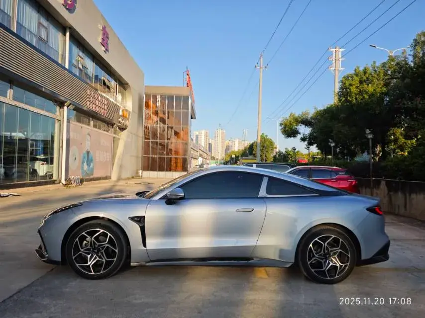 2023 NETA GT thumbnail 3