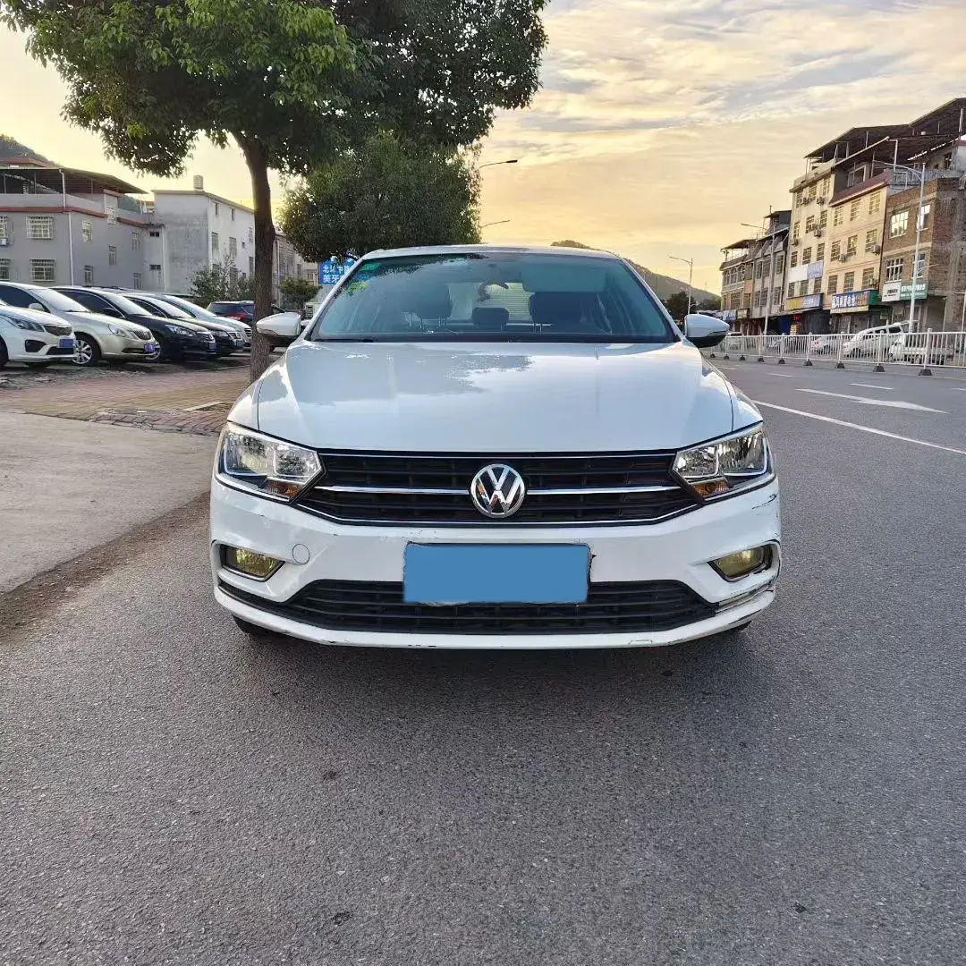 2019 VOLKSWAGEN BORA thumbnail 3