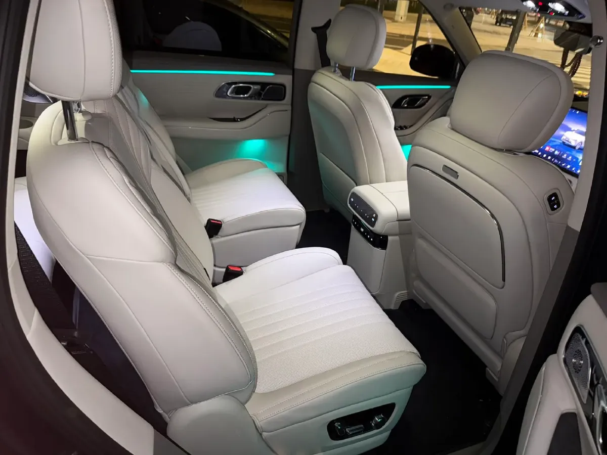 2025 Geely Galaxy M9 1.5T 163HP L4 3DHT PHEV,autocango,china used car exporter,china ev exporter,chinese used car exporter,chinese used ev exporter