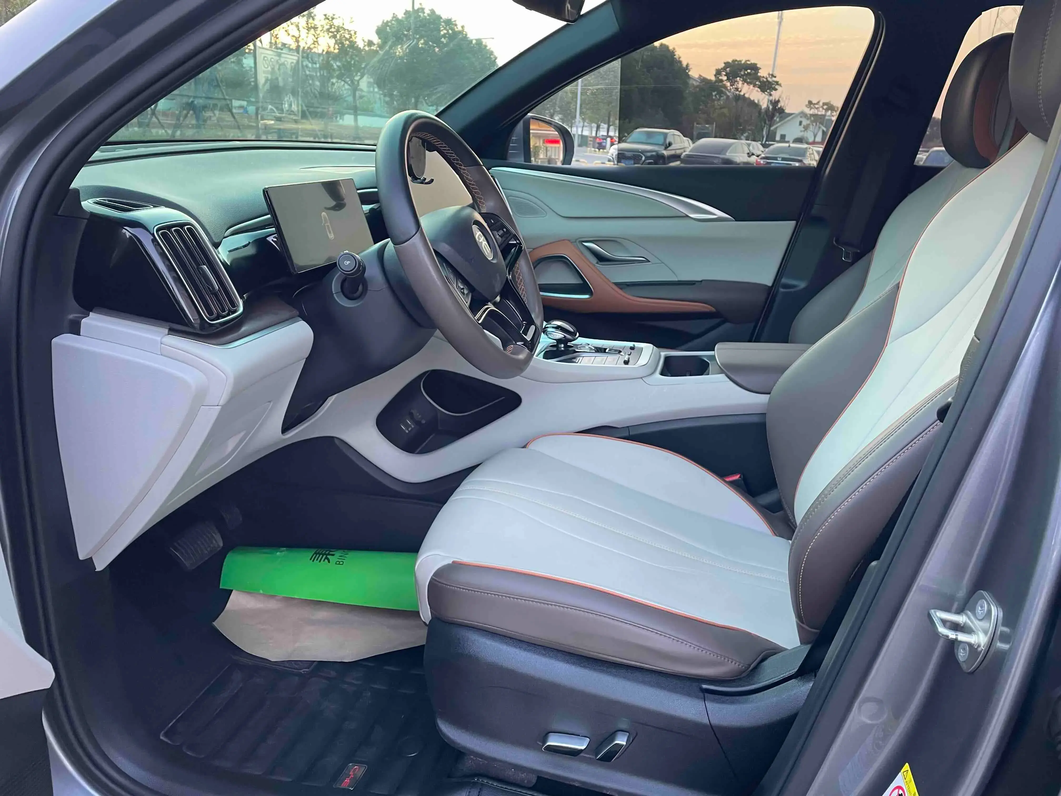 2022 BYD SONG thumbnail 4