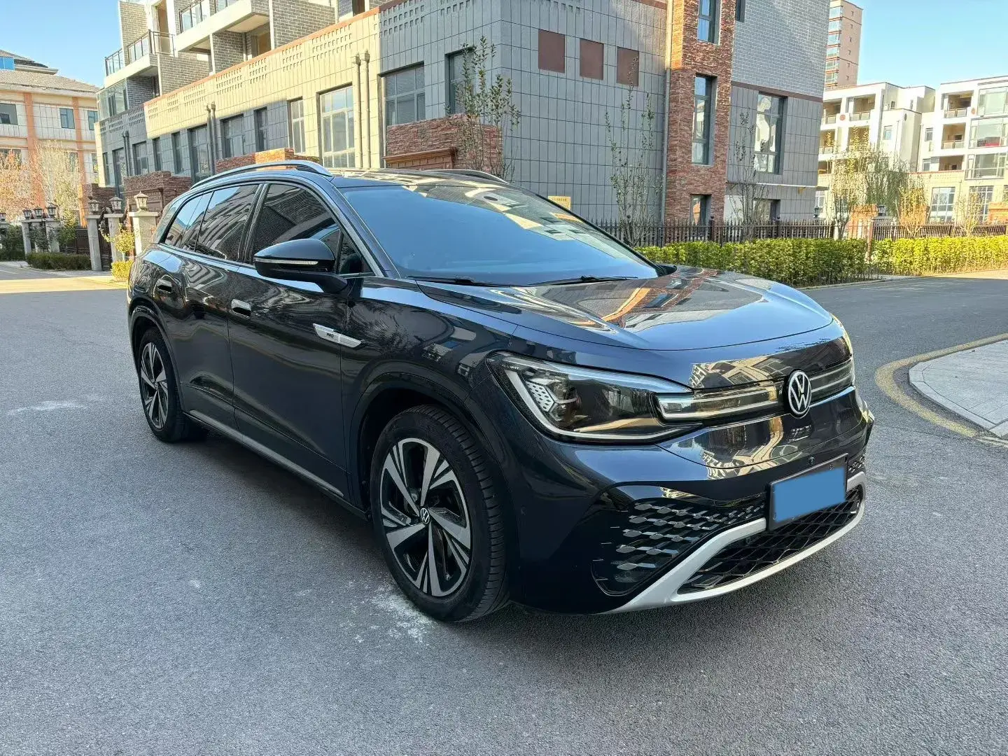 2024 VOLKSWAGEN ID.6 thumbnail 2