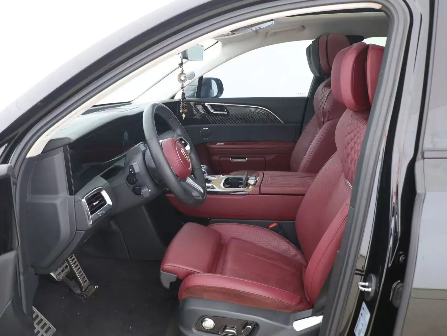 2021 HONGQI E-HS9 thumbnail 4