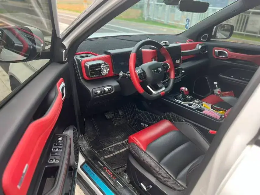 2020 GEELY ICON thumbnail 3