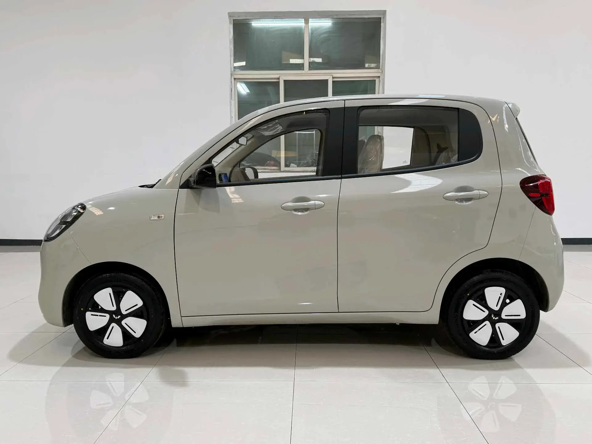 2025 WULING HONGGUANG thumbnail 3