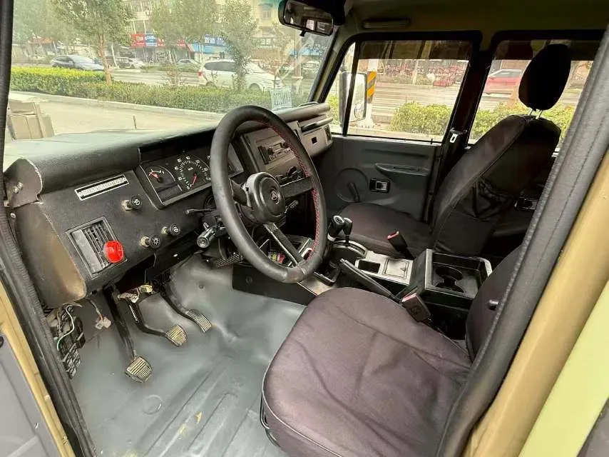 2019 BAW Battle Flag 1.5T 136HP L4 5MT,autocango,china used car exporter,china ev exporter,chinese used car exporter,chinese used ev exporter