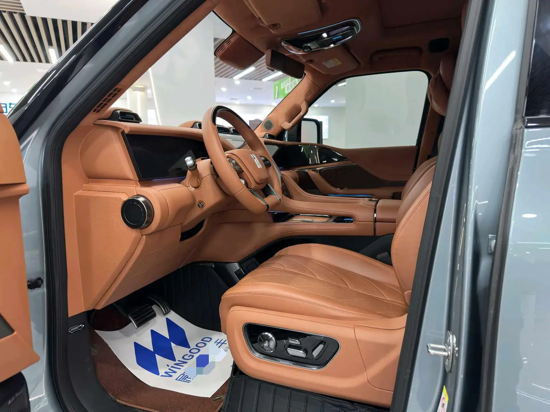 2023 YANGWANG U8 thumbnail 3