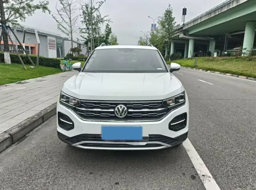 2019 VOLKSWAGEN TAYRON thumbnail 2