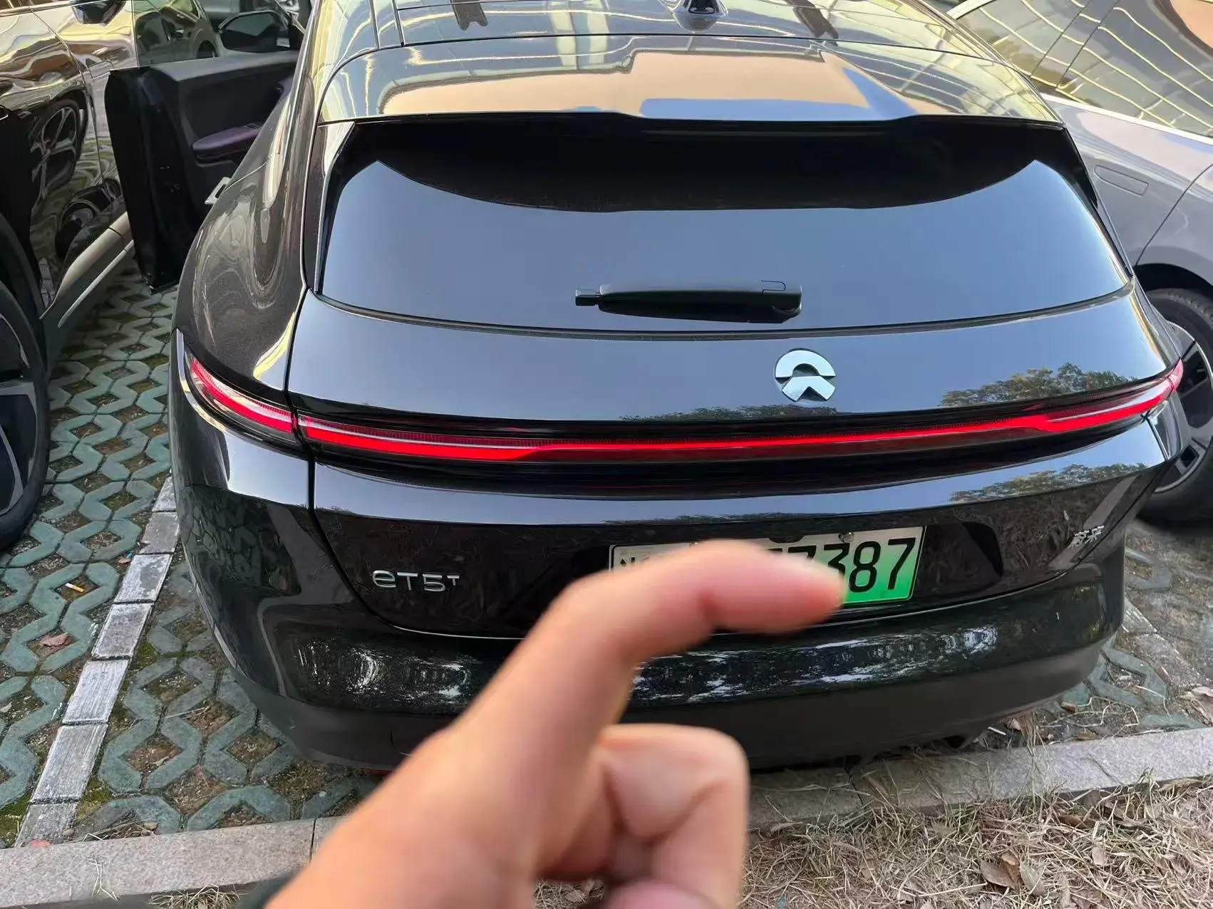 2024 NIO ET5T thumbnail 4