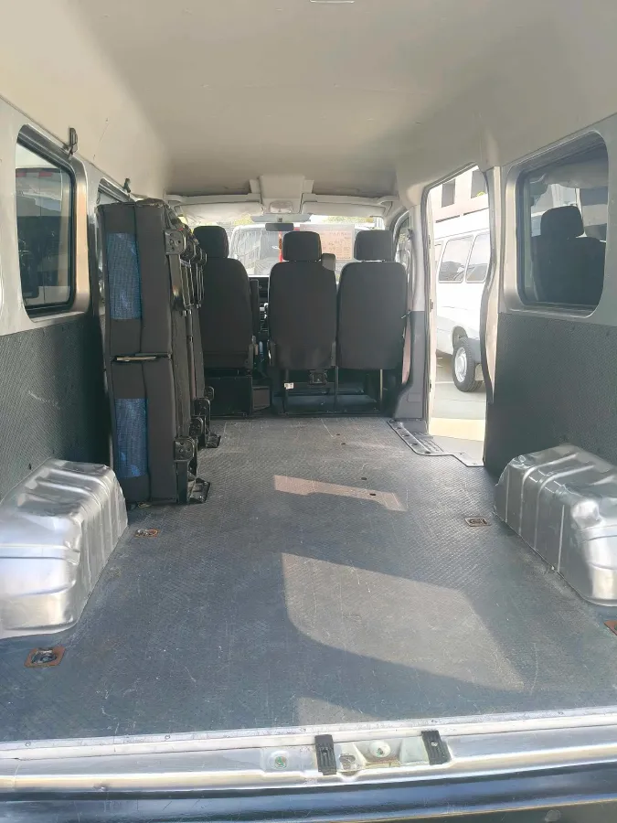 2021 DongFeng DFAC YuFeng 2.0T 136HP L4 6MT,autocango,china used car exporter,china ev exporter,chinese used car exporter,chinese used ev exporter