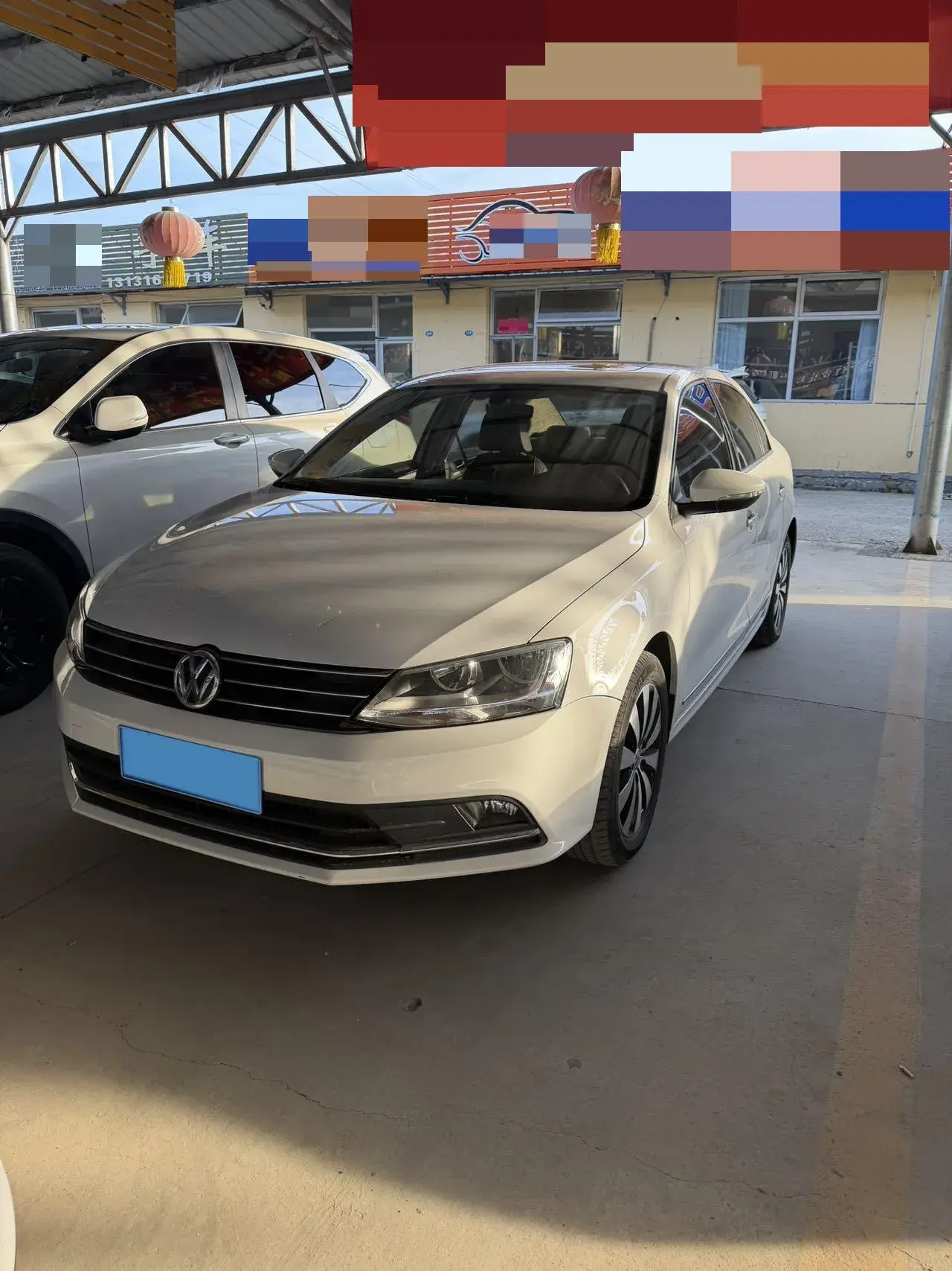 2018 VOLKSWAGEN SAGITAR view 1