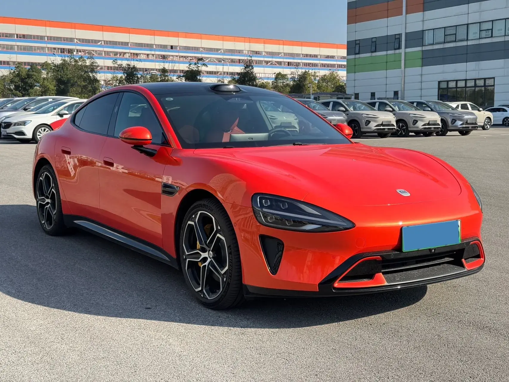 2024 MI SU7 thumbnail 3