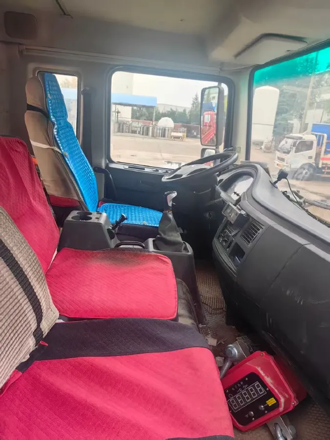 2011 DongFeng Aeolus H30 1.6L 106HP L4 5MT,autocango,china used car exporter,china ev exporter,chinese used car exporter,chinese used ev exporter