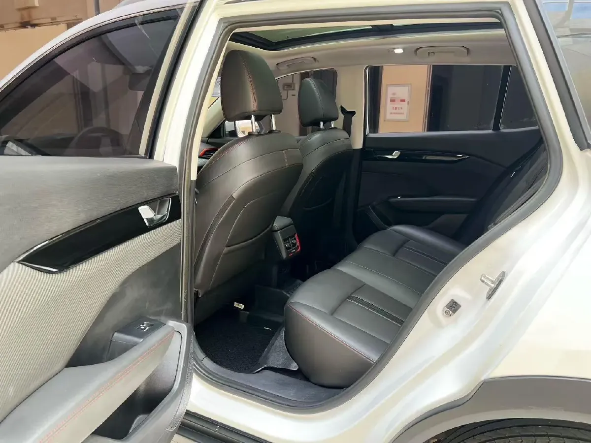 2020 DongFeng Aeolus YiXuan GS 1.5T 150HP L4 6DCT,autocango,china used car exporter,china ev exporter,chinese used car exporter,chinese used ev exporter