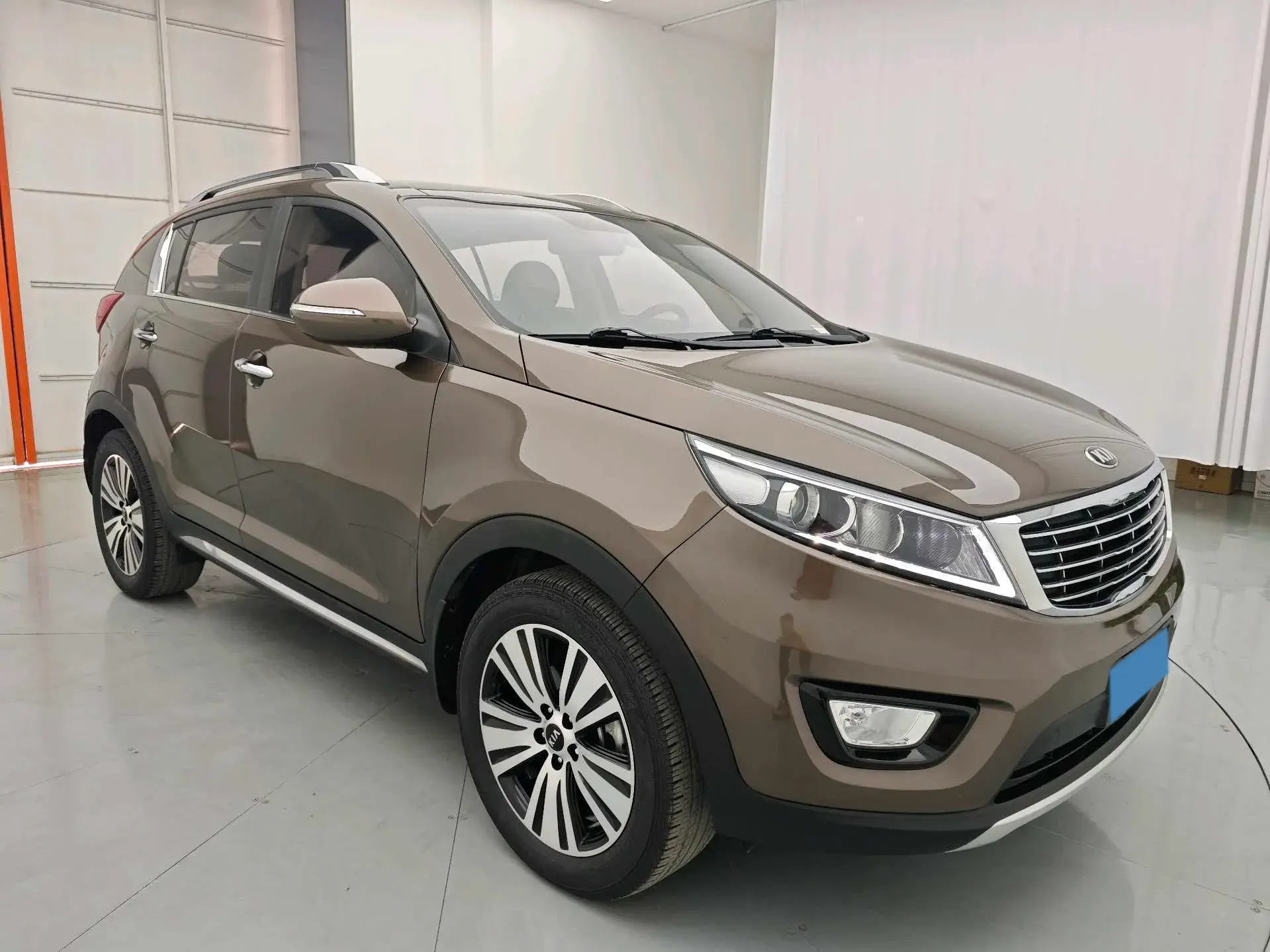 2016 KIA SPORTAGE thumbnail 3