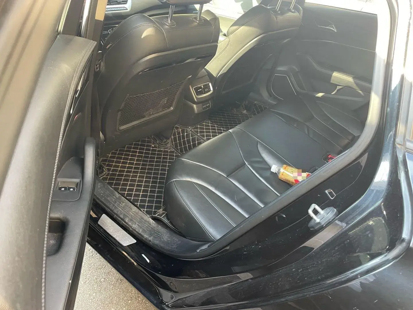 2020 HONGQI H5 thumbnail 3