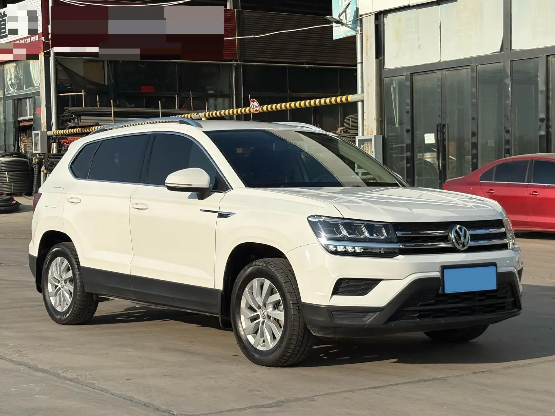 2019 VOLKSWAGEN THARU thumbnail 4