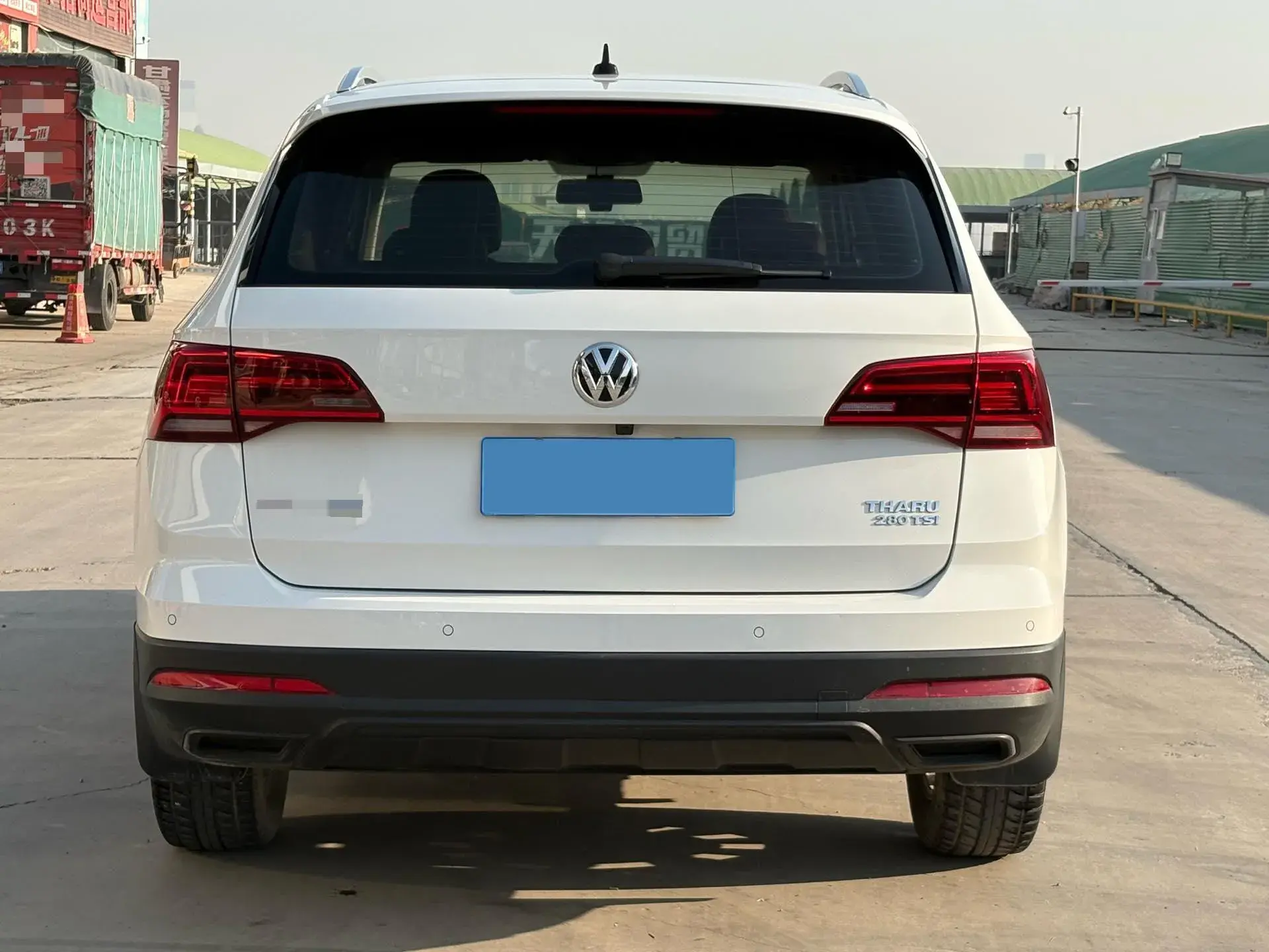 2019 VOLKSWAGEN THARU thumbnail 3