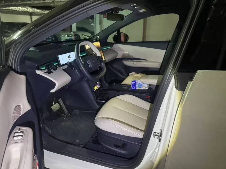 2025 LYNK&CO Z20 BEV 61.47KWH,autocango,china used car exporter,china ev exporter,chinese used car exporter,chinese used ev exporter