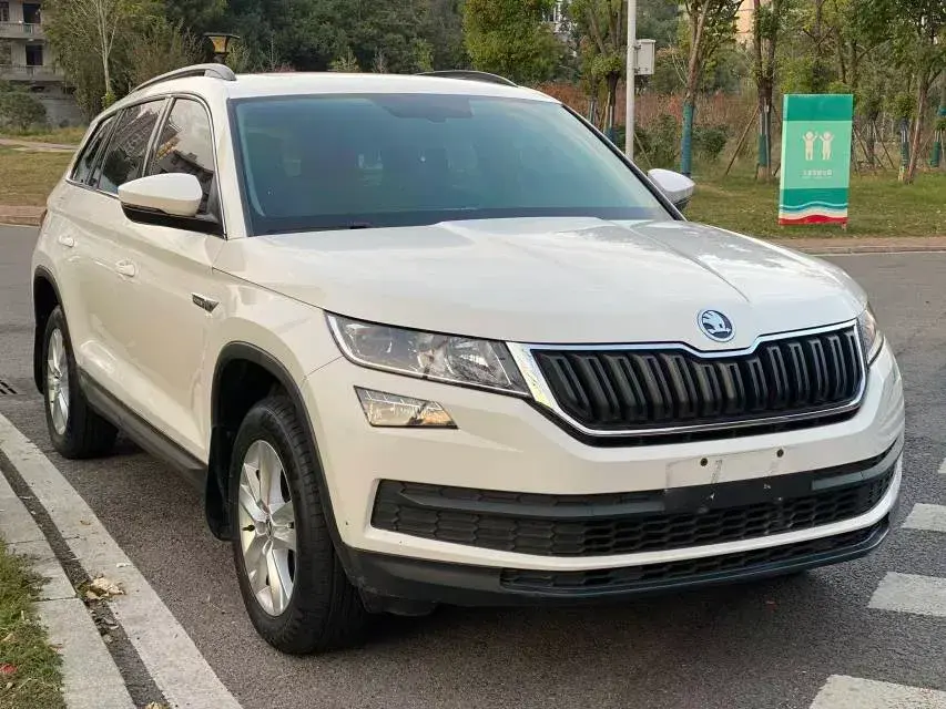 2019 SKODA KODIAK thumbnail 3